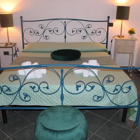 Al Fortino Normanno 카스텔메자노